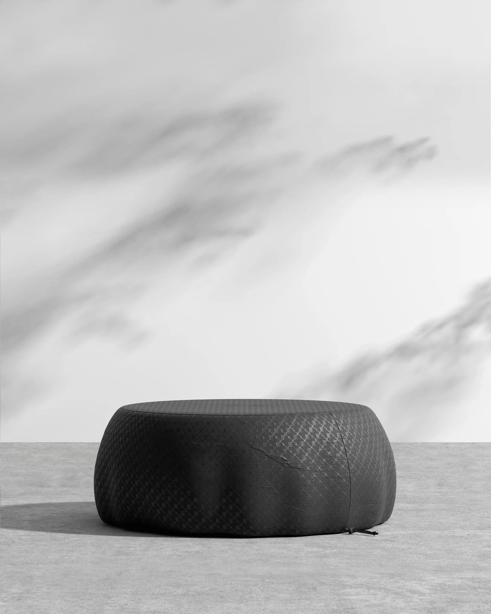 40" Outdoor Round Coffee Table Cover - Image 3