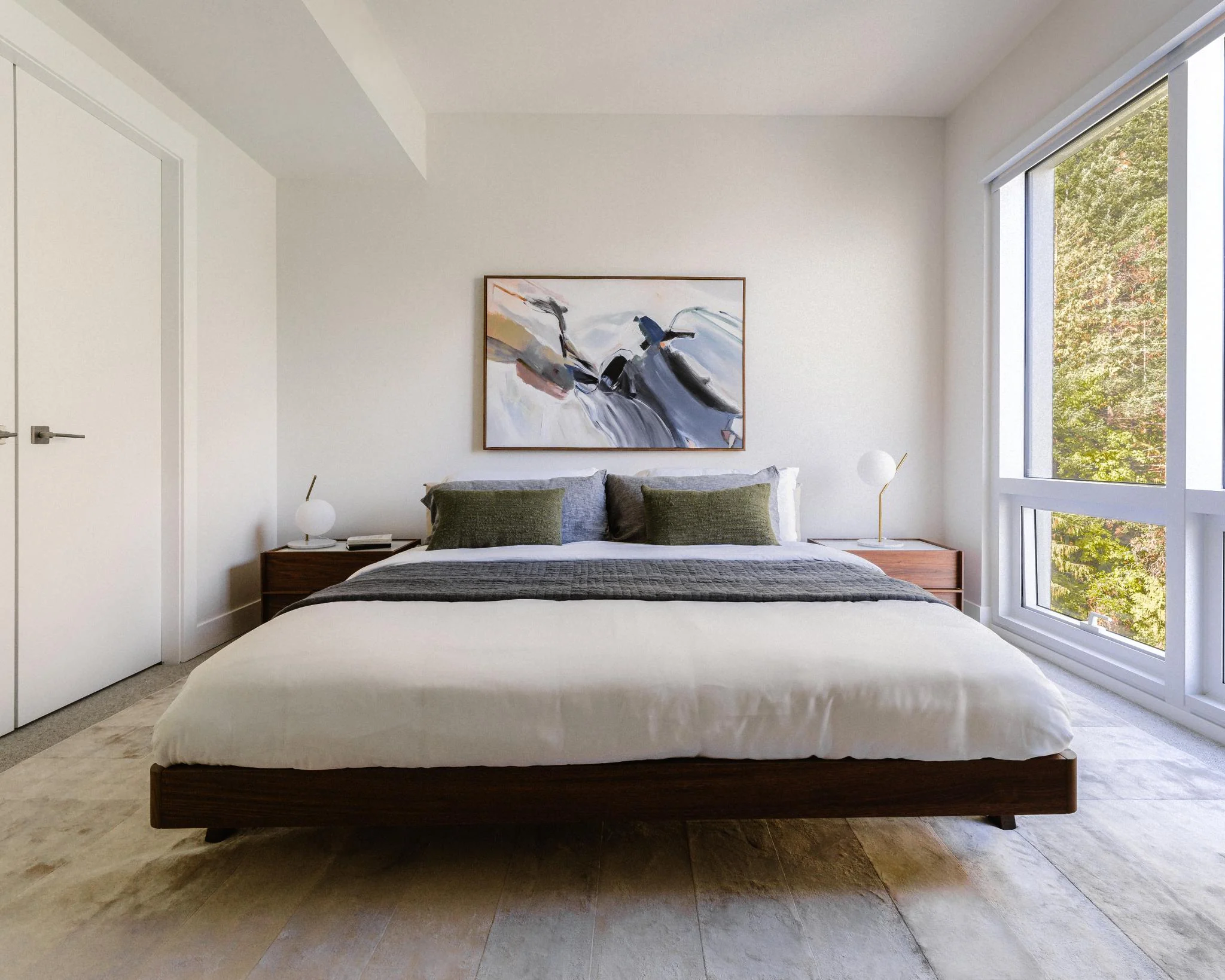 Iris Table Lamp - High - Image 8