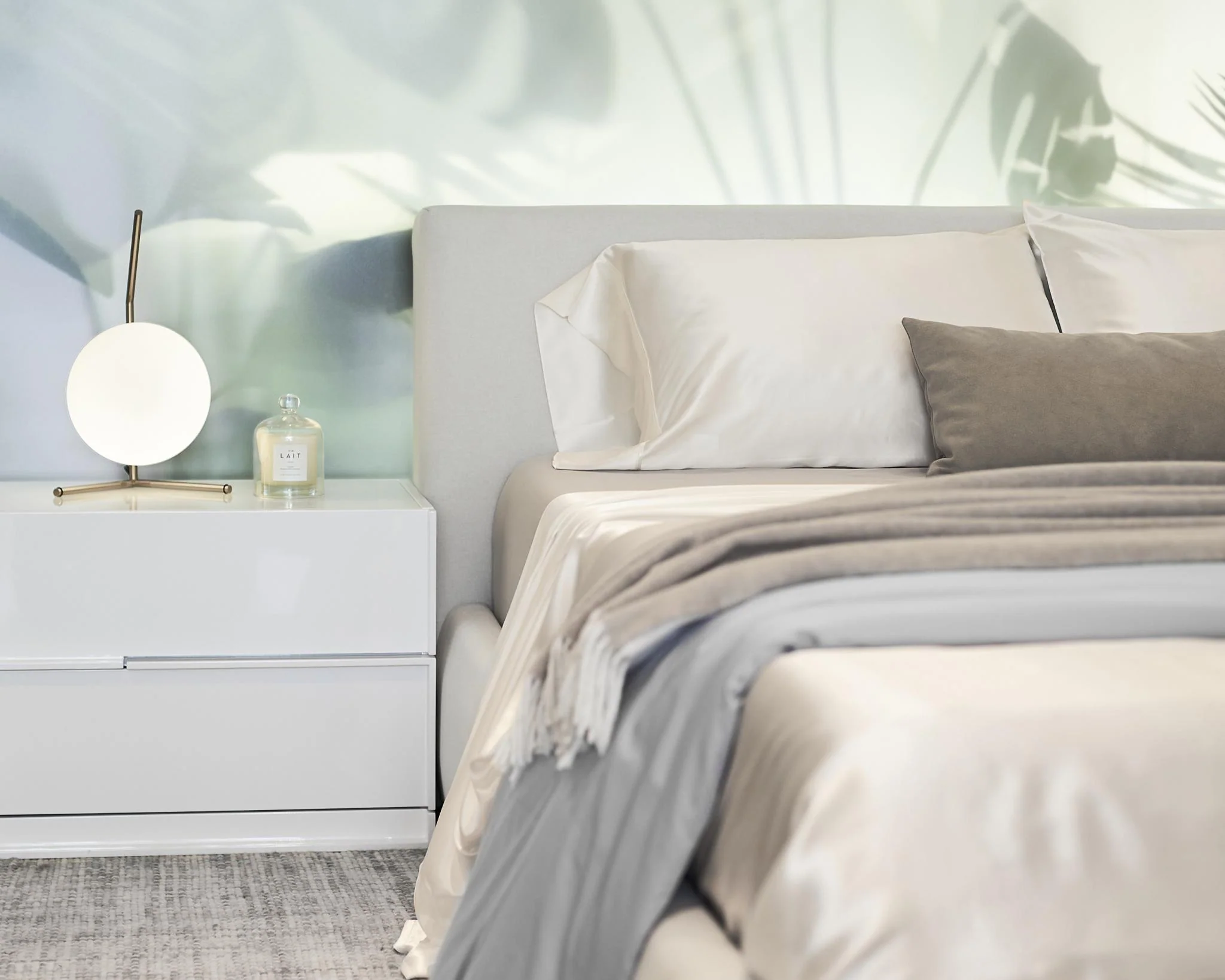 Iris Table Lamp - Low - Image 15