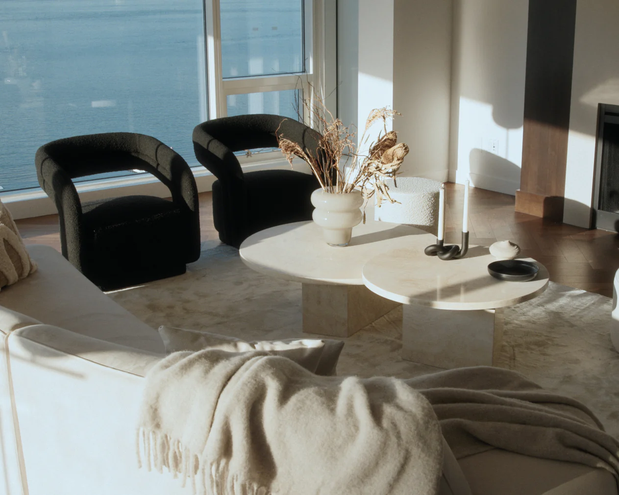 Mia Lounge Chair - Image 6